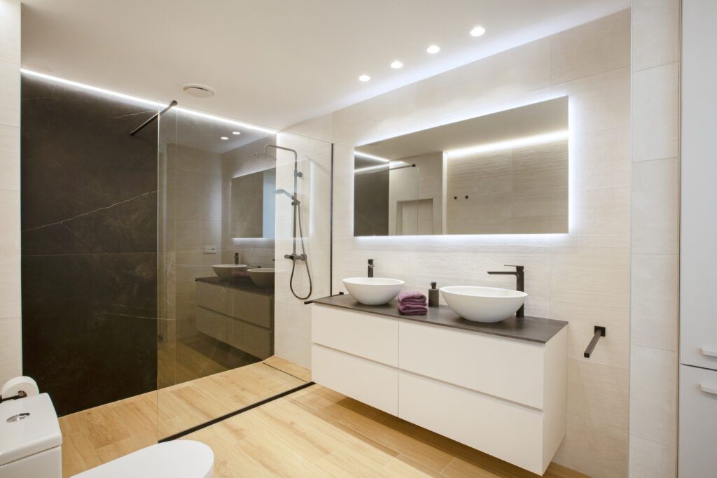 baños con suelo vinilico
