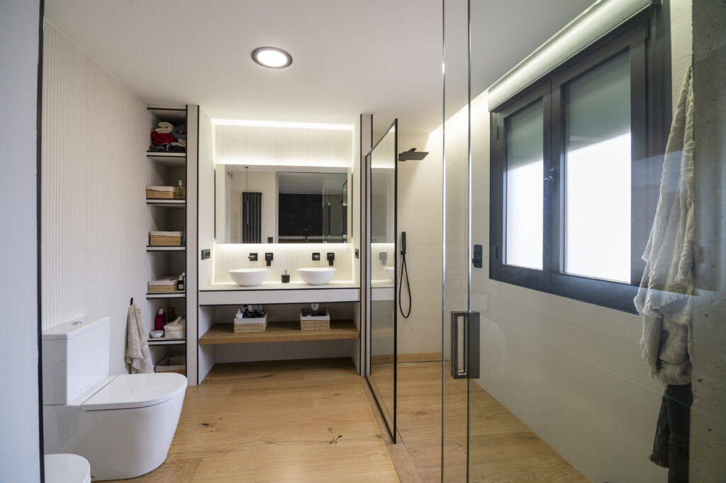baños con suelo vinilico